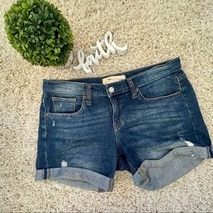 Gap 1969 5” Denim Shorts